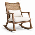 Schaukelstuhl aus Teakholz mit Rattan und cremeweißem Polyesterbezug